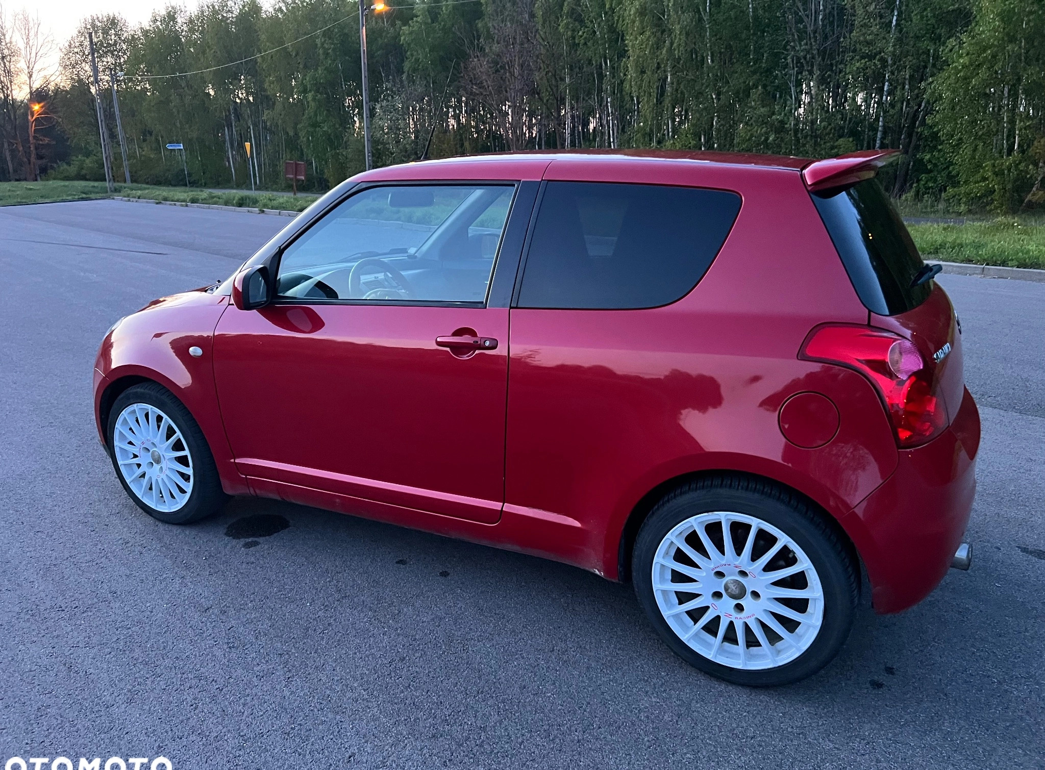 Suzuki Swift cena 14300 przebieg: 233000, rok produkcji 2006 z Wrocław małe 631